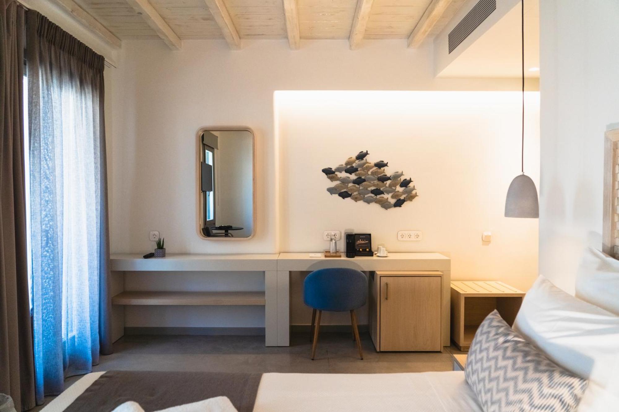 Lithos Luxury Suites Тинос Экстерьер фото