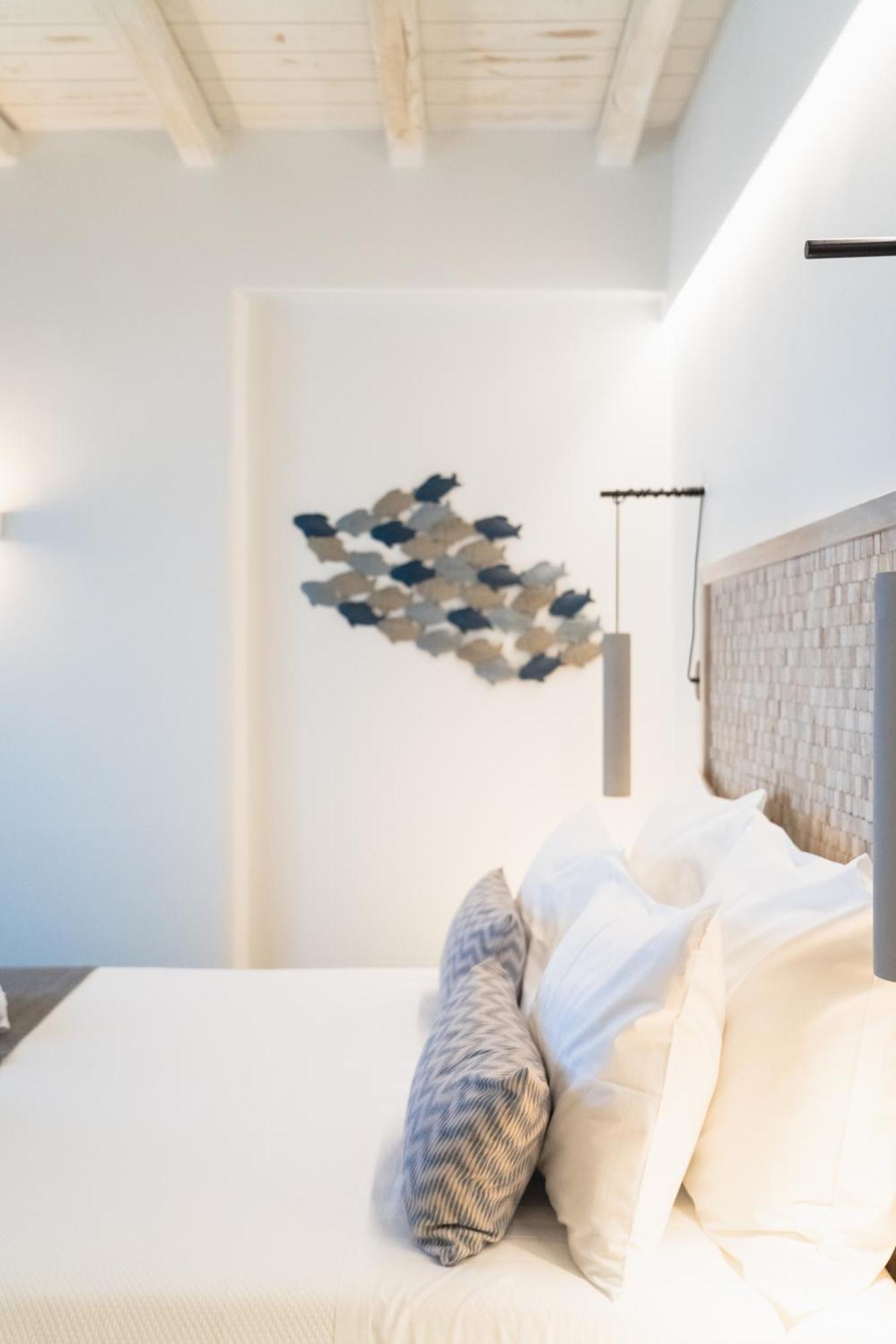 Lithos Luxury Suites Тинос Экстерьер фото